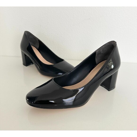 Stuart Weitzman Patent Leather Round Toe Pump Black Classic Workwear Women's 6.5 - Picture 1 of 12
